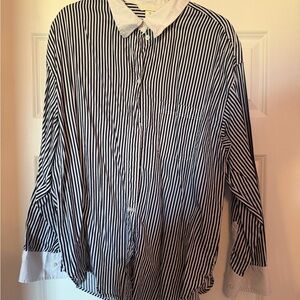 H&M Black and White Striped Men's Shirt